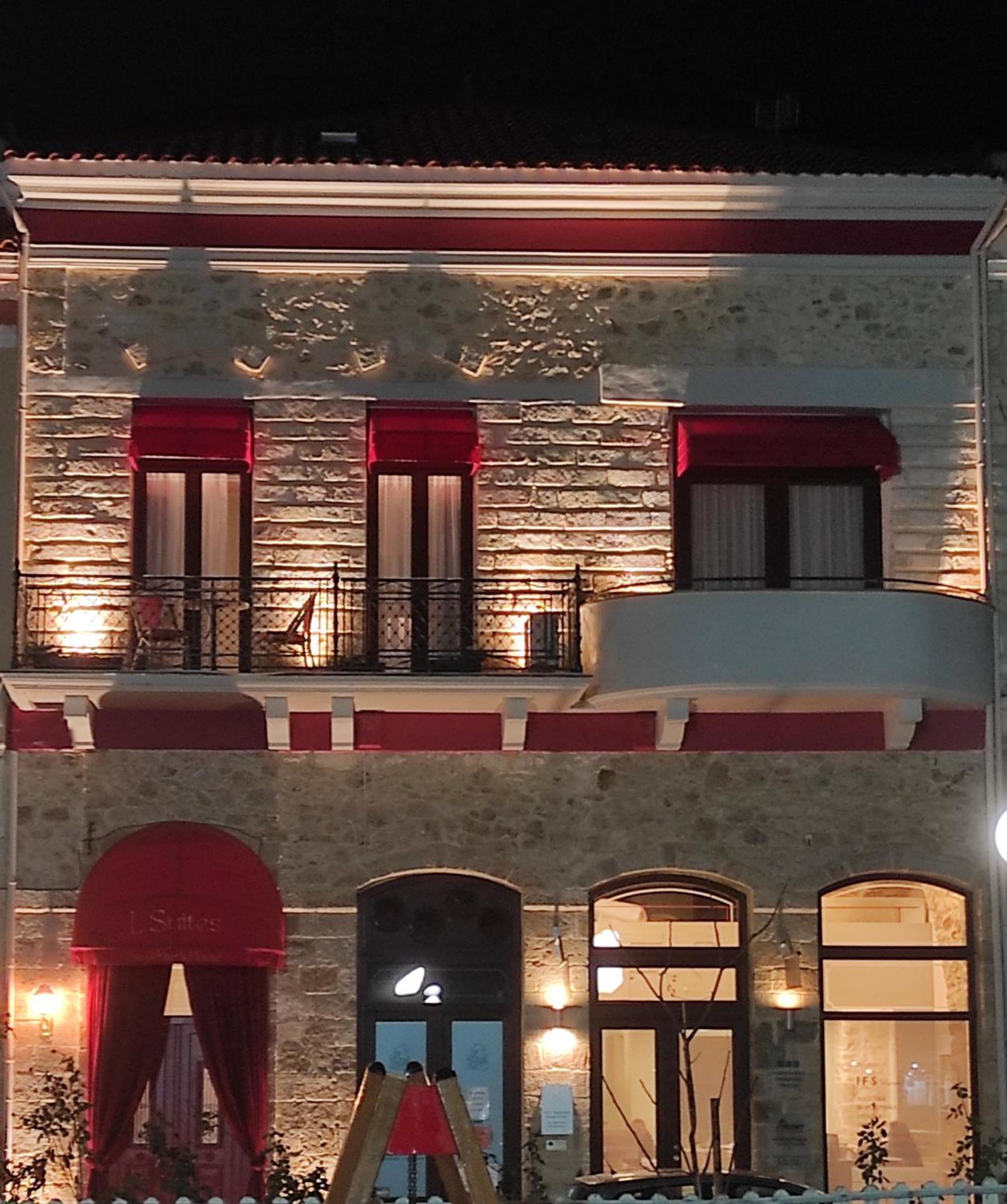 L Suites The Writer'S House Gytheio Exterior foto