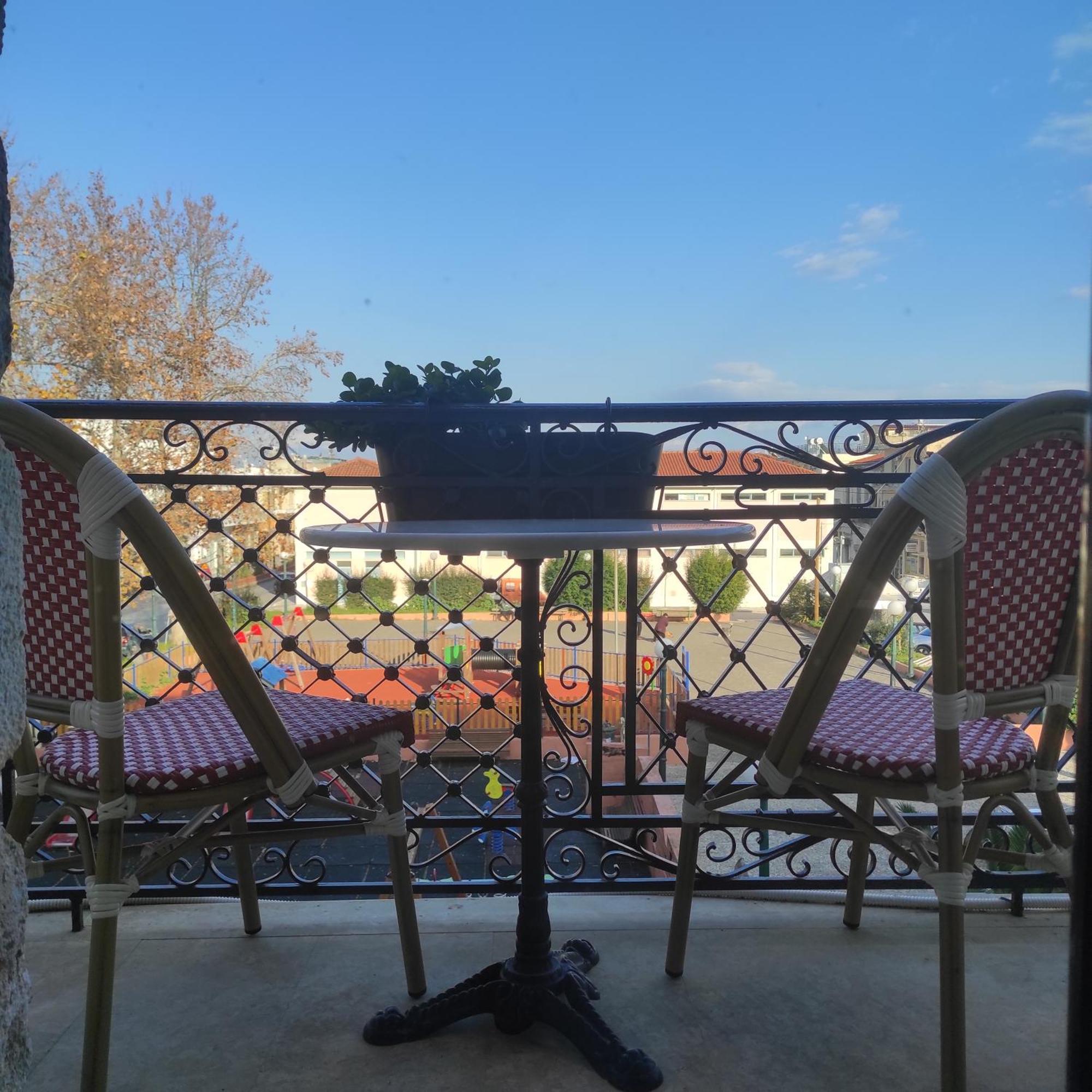 L Suites The Writer'S House Gytheio Exterior foto