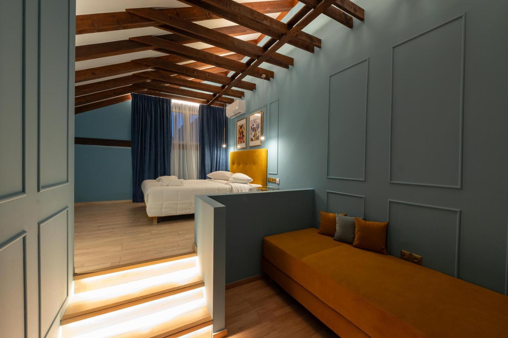 L Suites The Writer'S House Gytheio Exterior foto